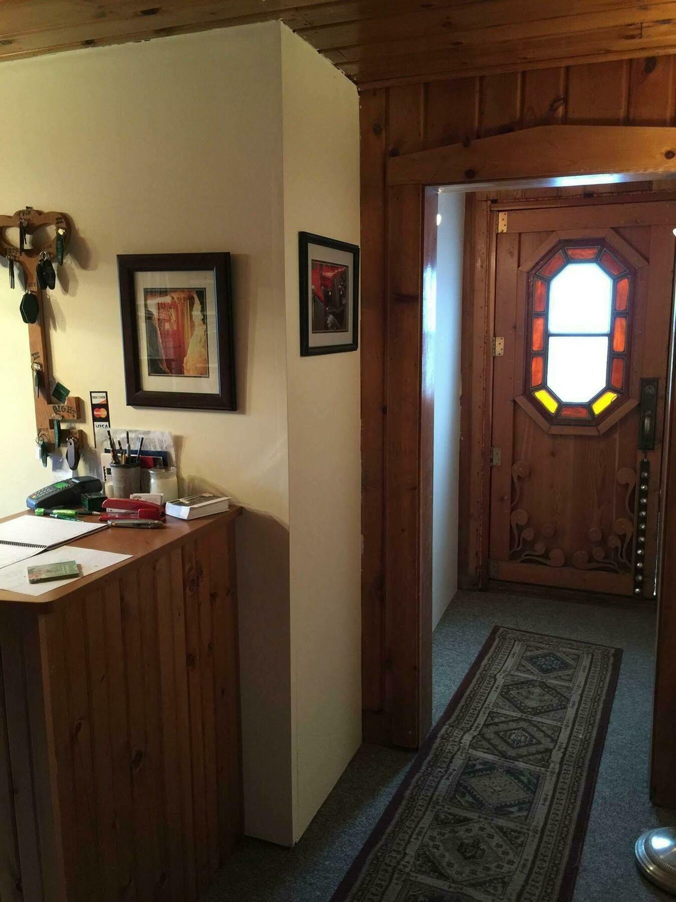 Whistling Swan Motel East Glacier Park Village ภายนอก รูปภาพ