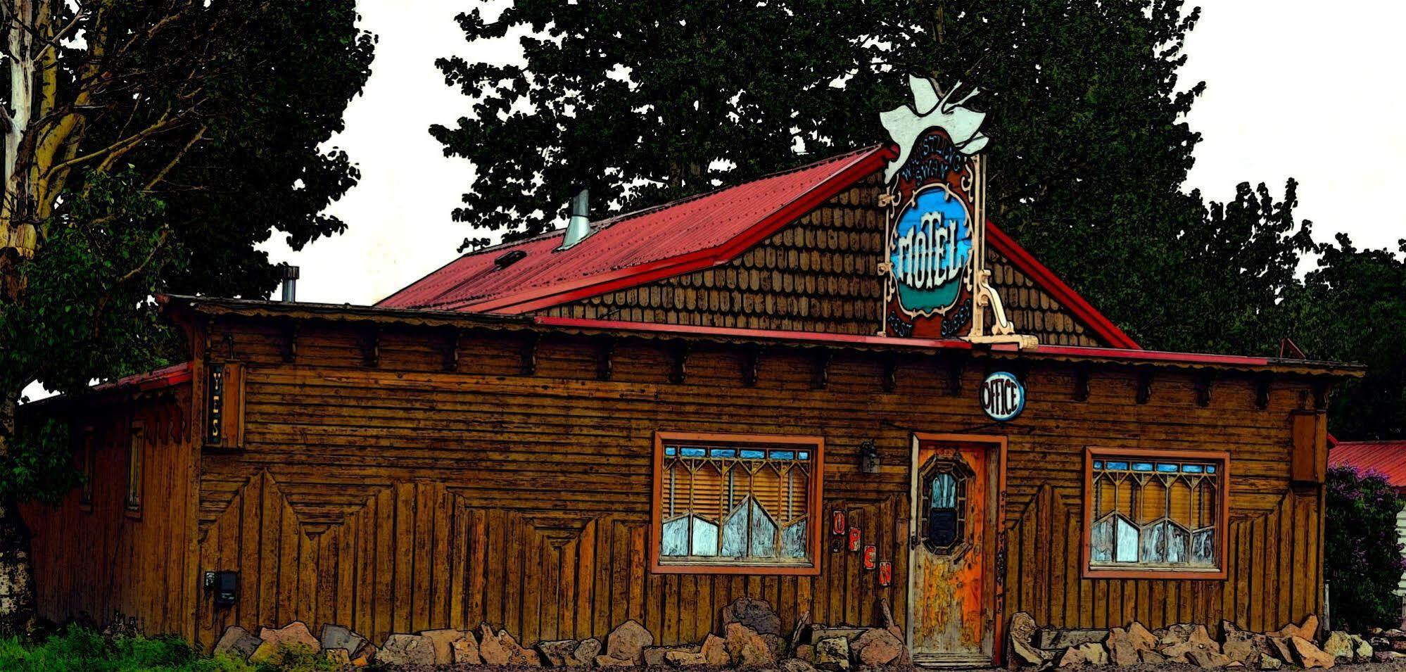 Whistling Swan Motel East Glacier Park Village ภายนอก รูปภาพ